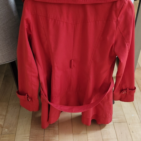 Guess red trench coat small - Picture 3 of 7